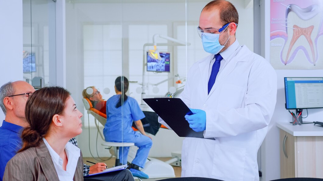 Jak ochronić praktykę stomatologiczną przed ryzykiem zawodowym: przegląd dostępnych opcji ubezpieczeniowych
