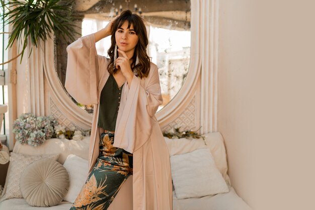 Elegancja i wygoda: Klucz do stylowego ubioru na co dzień